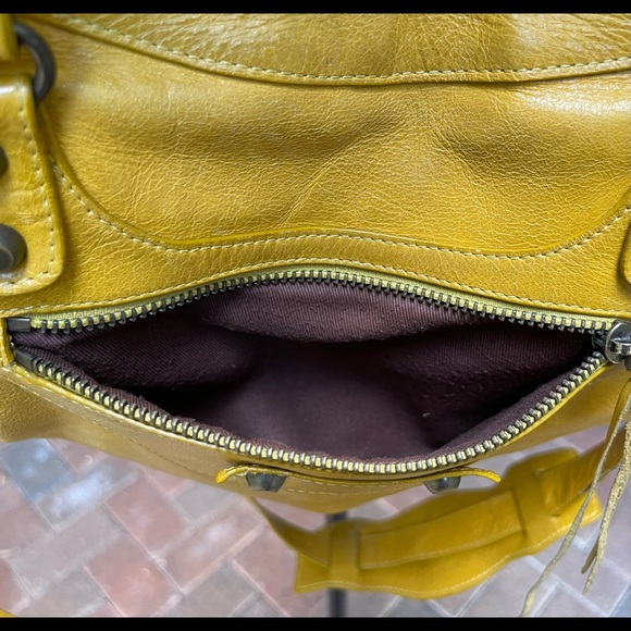 Balenciaga Paris mustard leather satchel - Picture 10 of 15